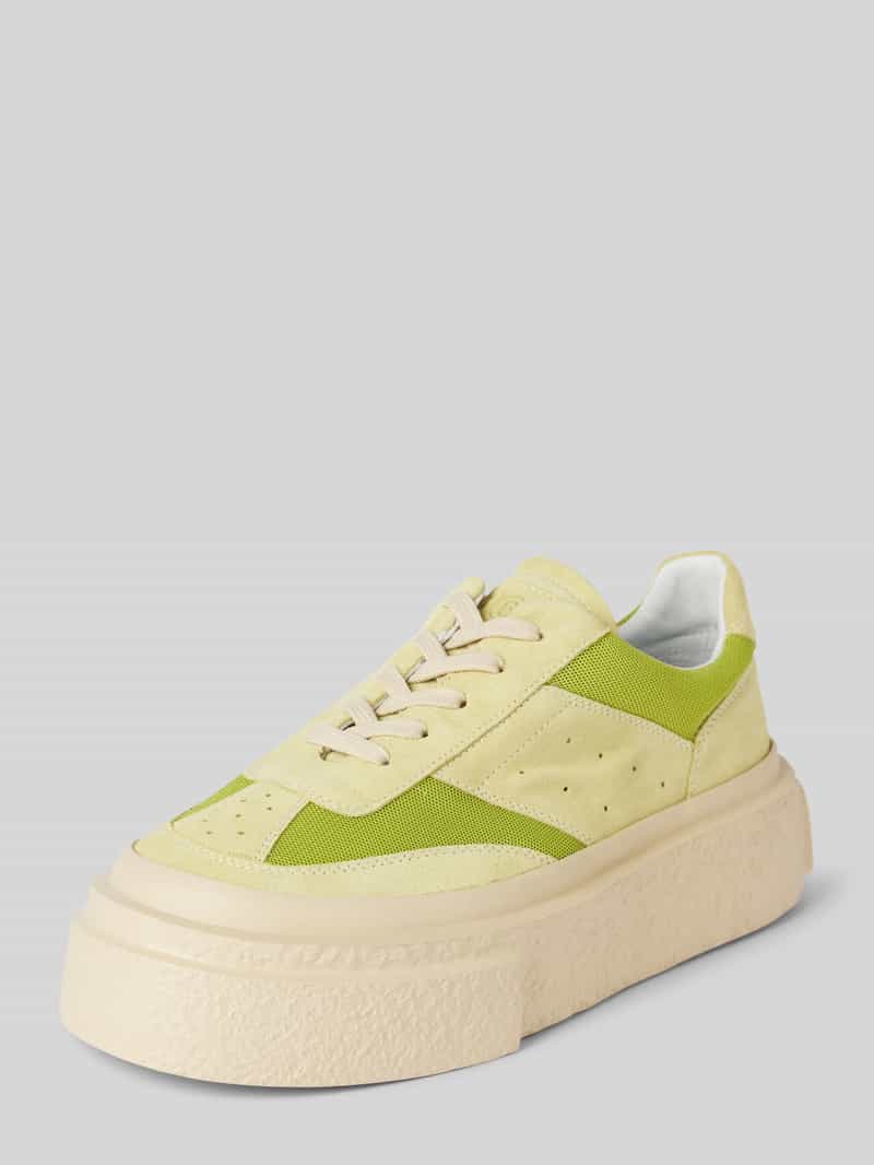 Sneakers met vetersluiting