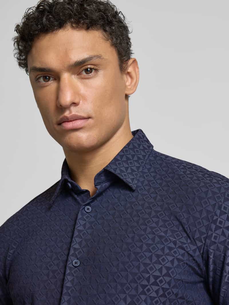 Boss Slim fit vrijetijdsoverhemd met kentkraag model 'Roan'