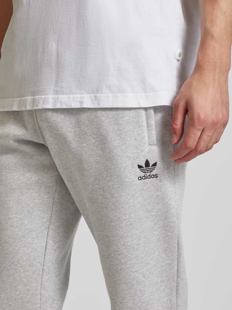 adidas Originals Tapered fit sweatpants met labelstitching