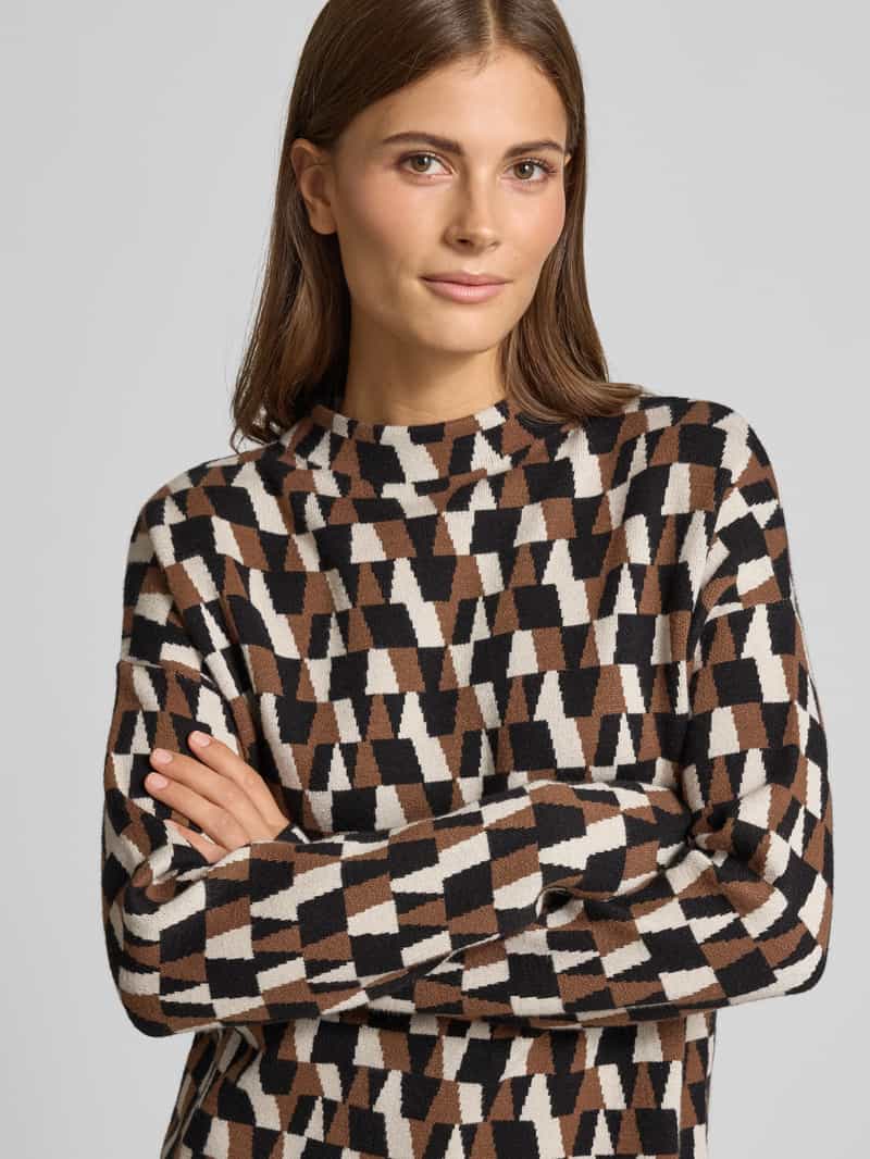 Christian Berg Woman Oversized gebreide pullover met geribde opstaande kraag