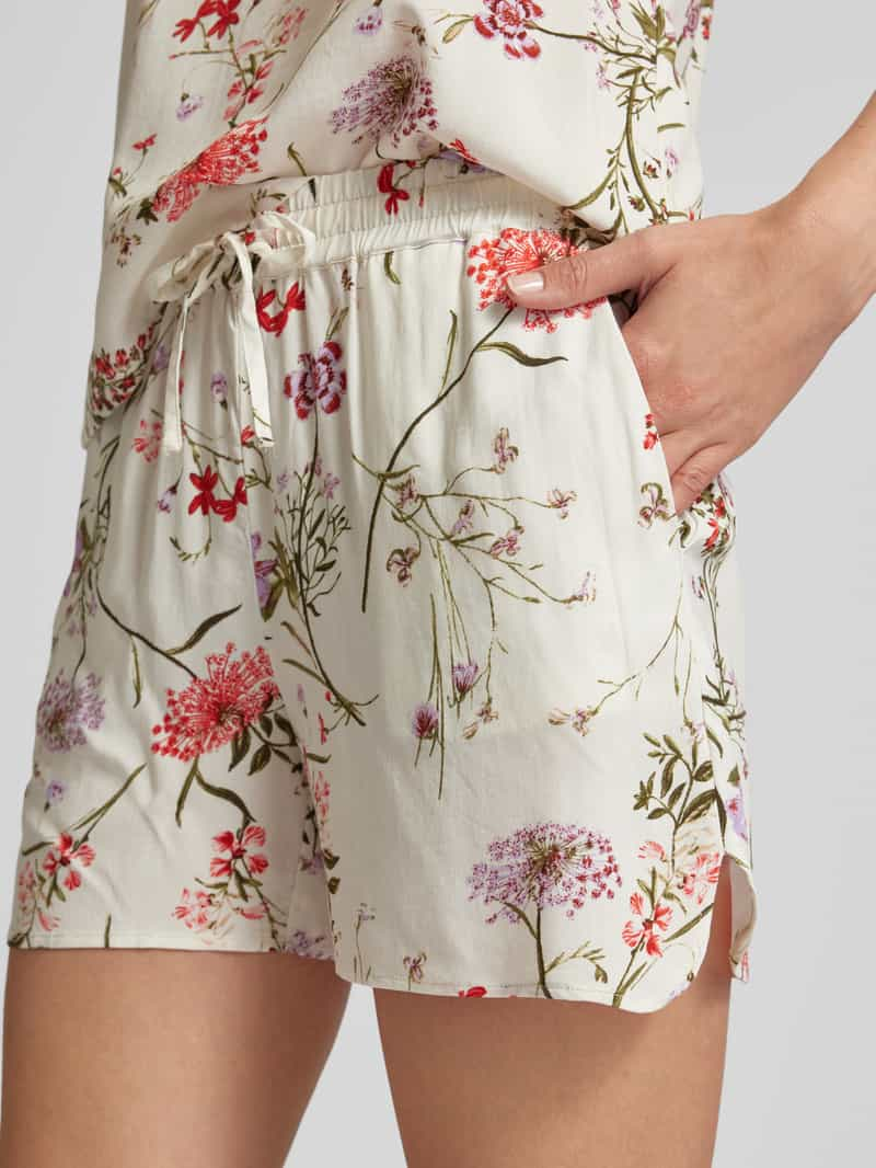 Vero Moda Korte broek van viscose met bloemenmotief model 'EASY JOY'