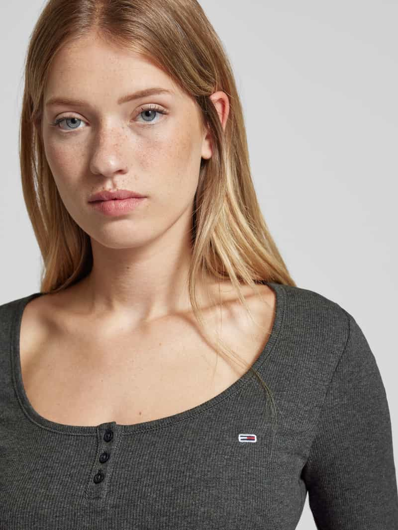 Tommy Jeans Shirt met lange mouwen labelstitching en korte knoopsluiting