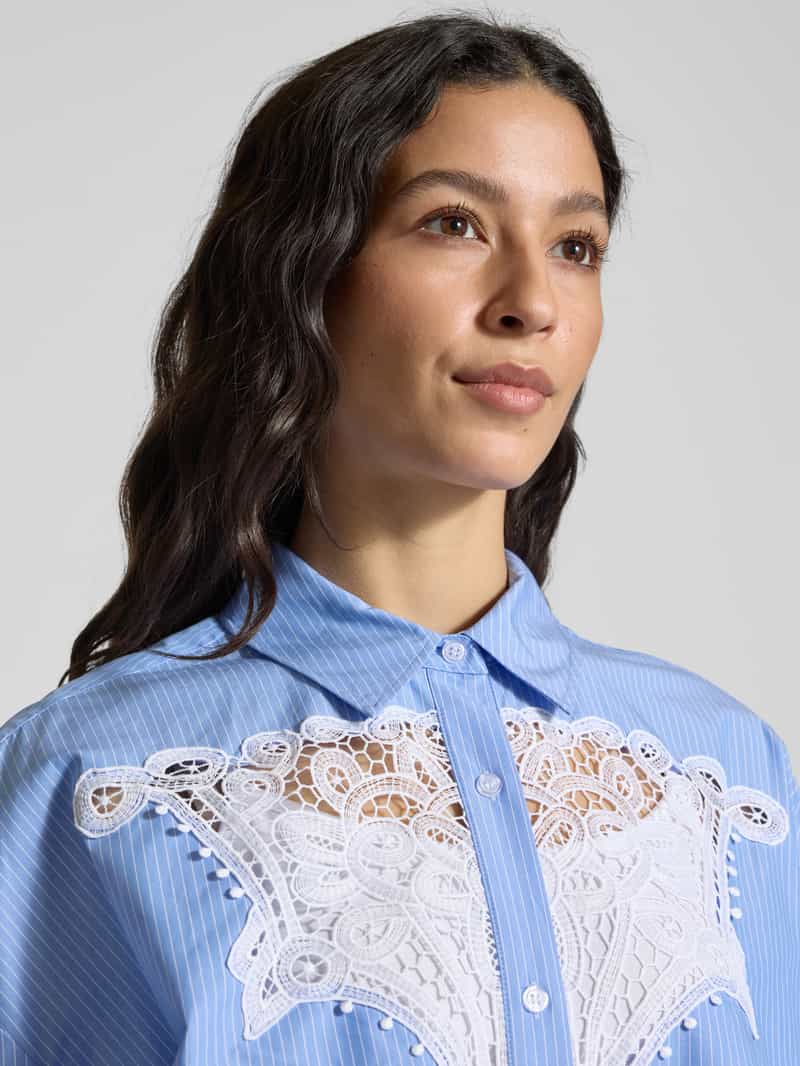 Essentiel Antwerp Oversized overhemdblouse met kant model 'Hoofd'