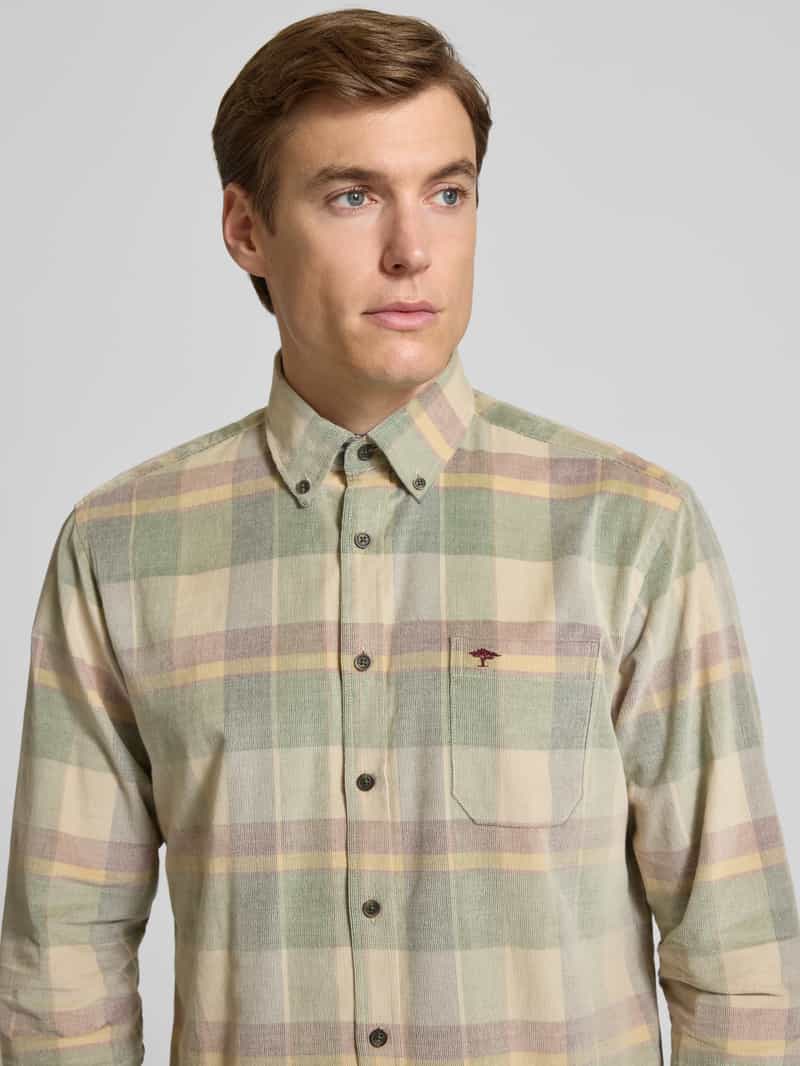FYNCH-HATTON Slim fit vrijetijdsoverhemd van corduroy