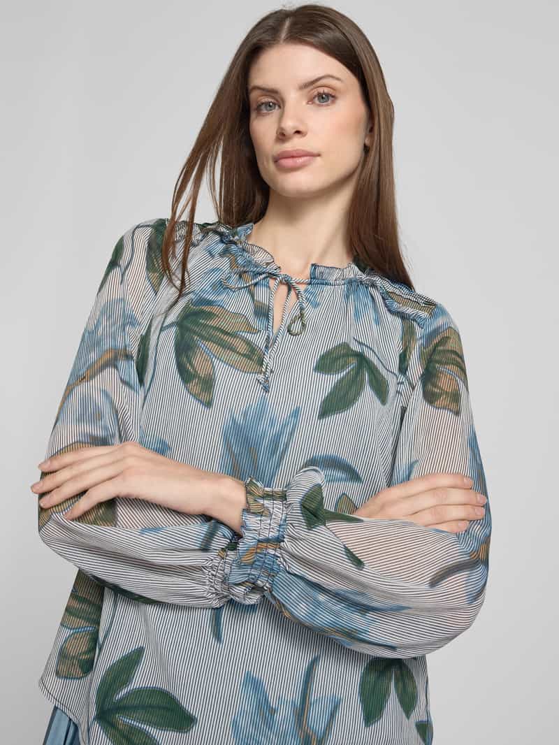 Zero Blouseshirt met druppelvormige hals