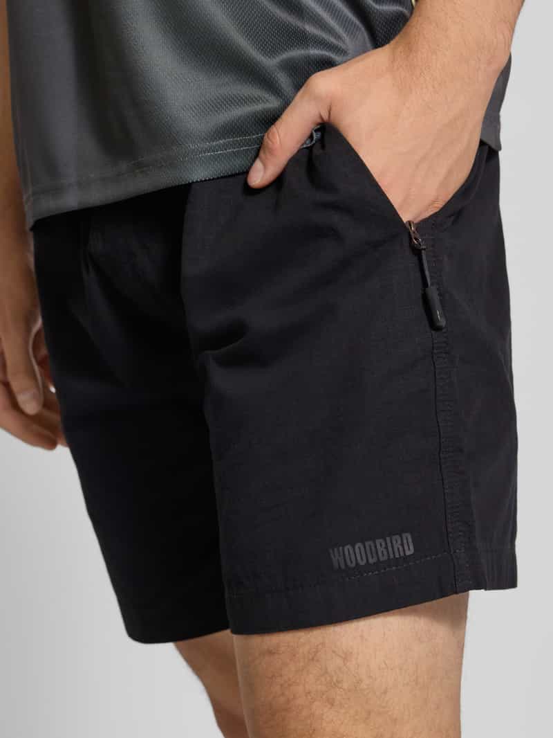 WOODBIRD Korte relaxed fit broek met riem model 'Choi'
