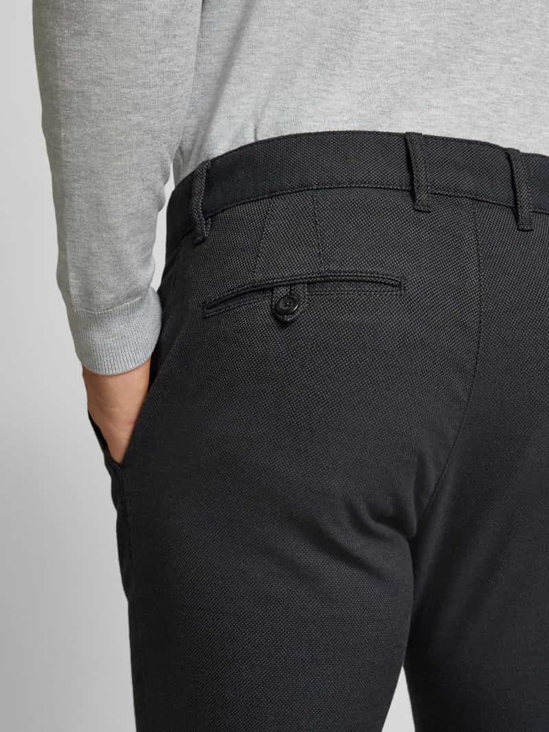 Alberto Chino met Franse steekzakken model 'Lou'