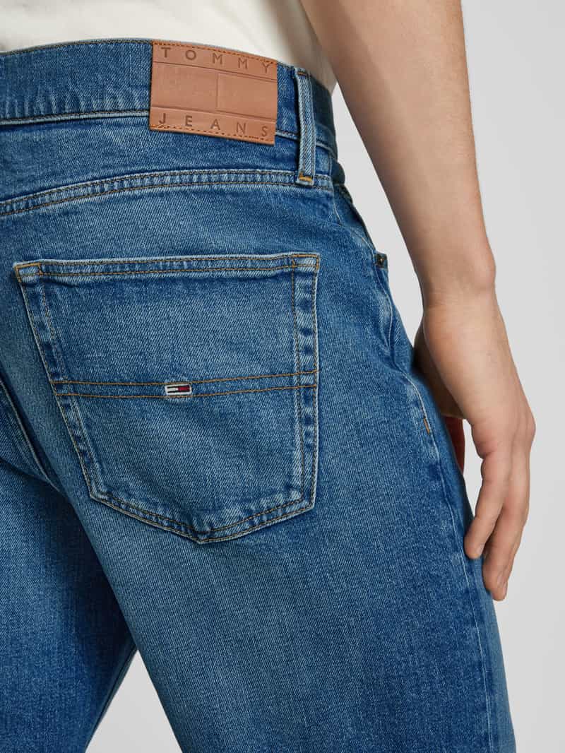 Tommy Jeans Straight leg jeans van een mix van katoen en elastaan model 'OTIS'