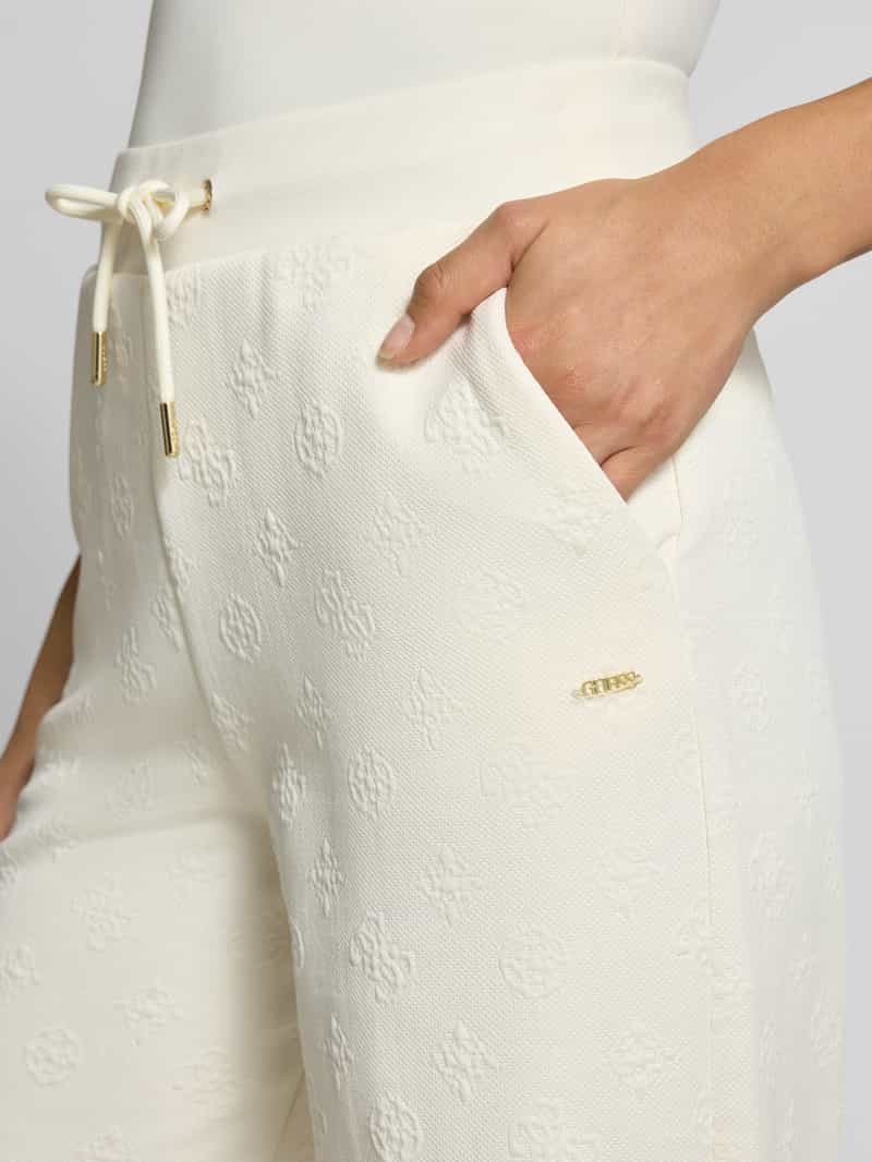 Guess Activewear Wide leg stoffen broek met structuurmotief model 'PEONY'