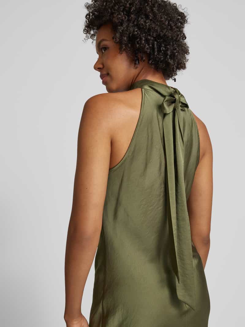 Swing Cocktailjurk met halter
