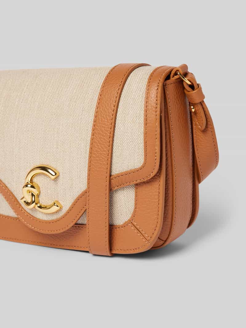 Coccinelle Crossbodytas met labeldetail
