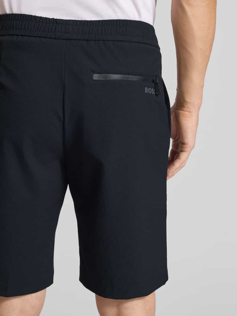 BOSS Green Regular fit korte broek van sneldrogend materiaal