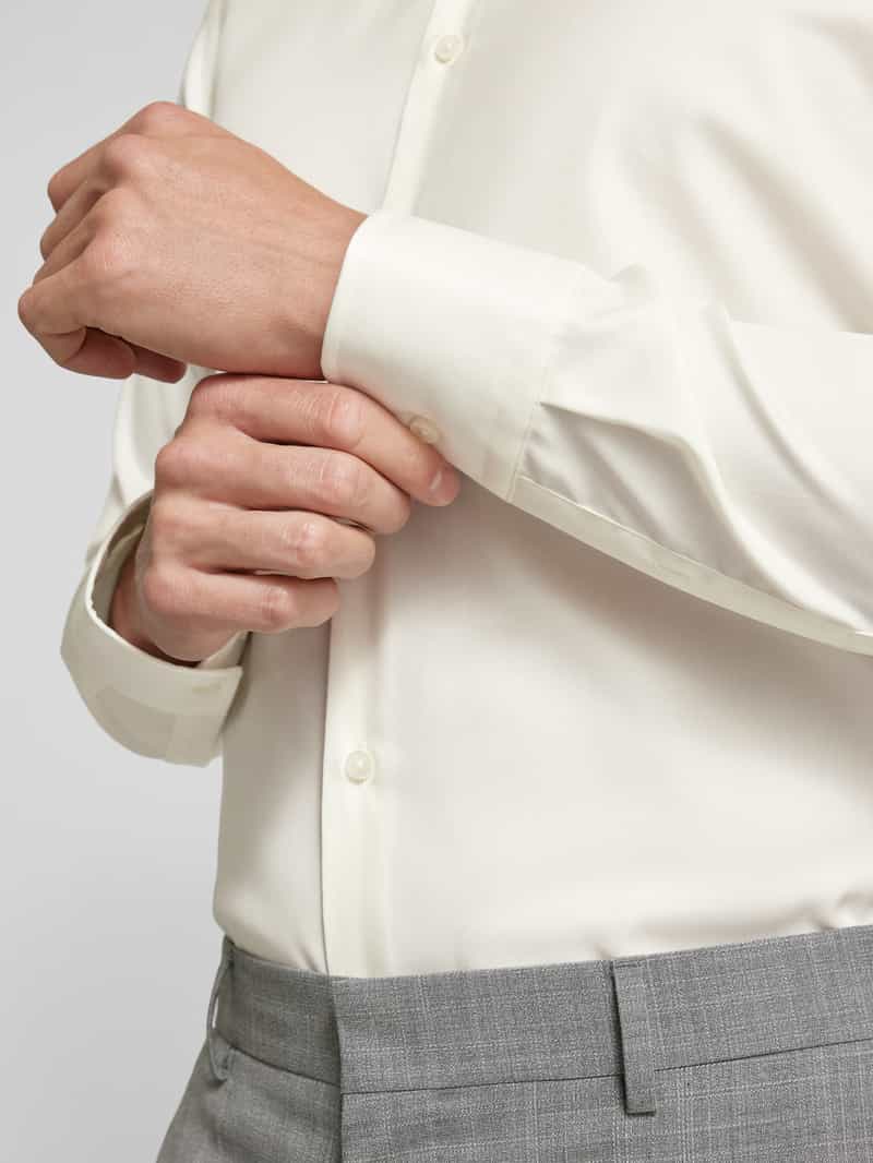 Boss Slim fit zakelijk overhemd van fijn twill
