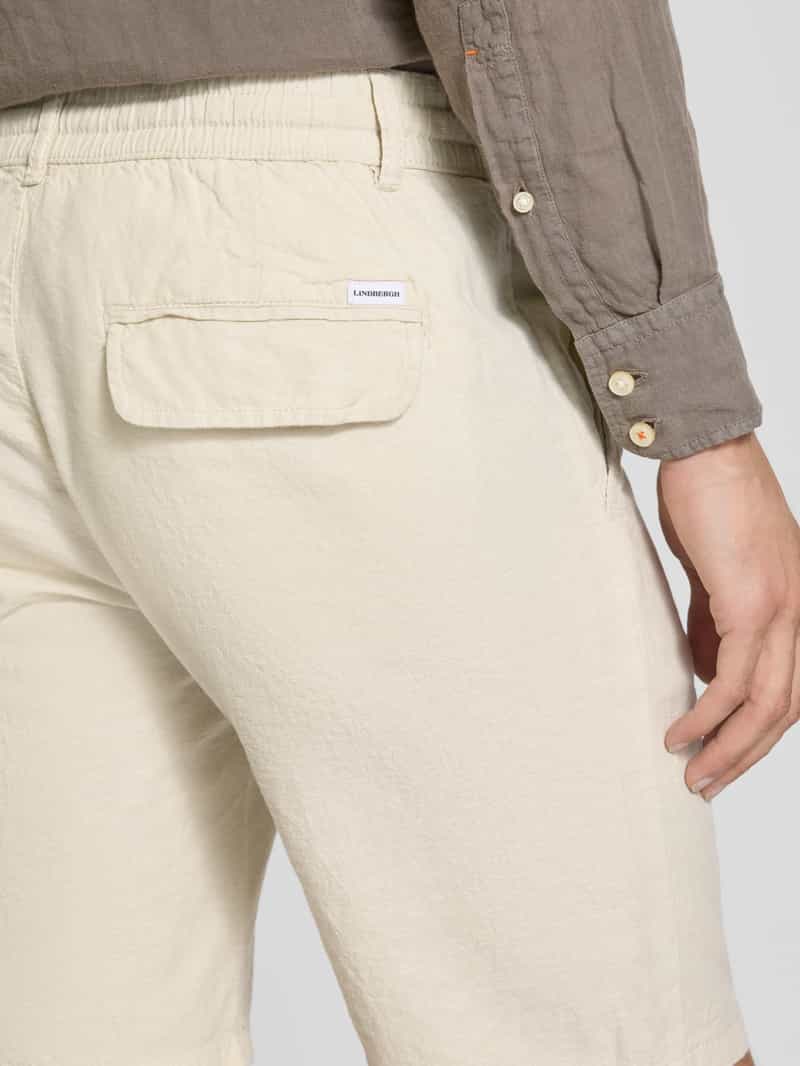 lindbergh Bermuda met steekzakken opzij en strikceintuur