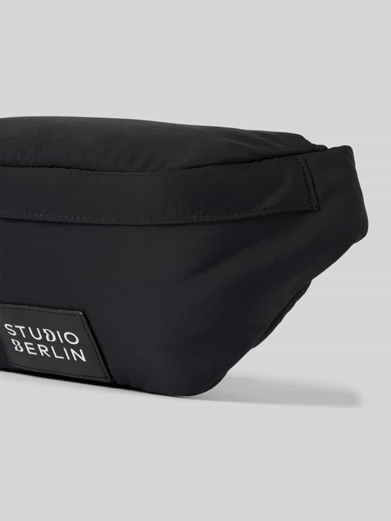 STUDIO BERLIN Heuptasje met labelbadge model 'SPANDAU'