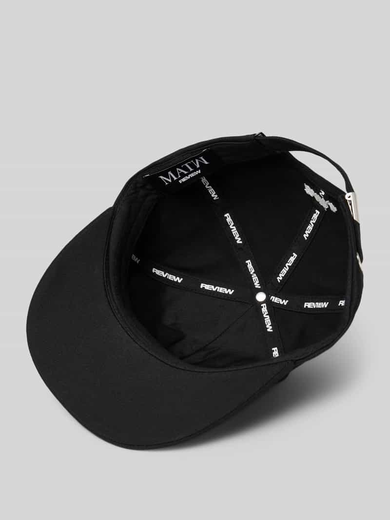 Review X MATW Baseballpet met statementstitching