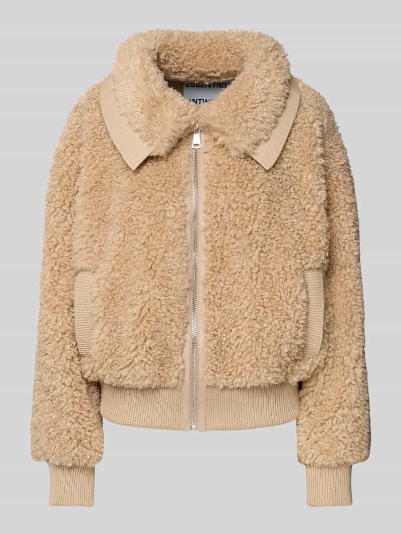 Essentiel Antwerp Loose fit jack van imitatiebont met platte kraag