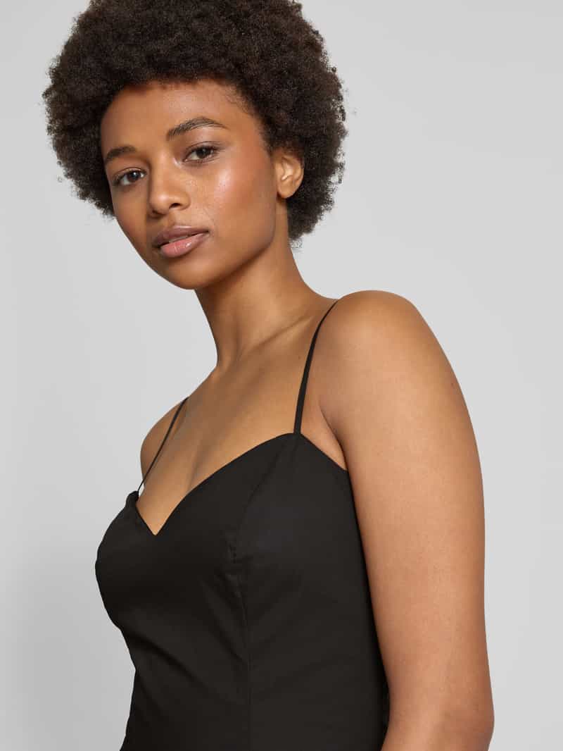 bardot Cocktailjurk met V-hals model 'LISSETT'