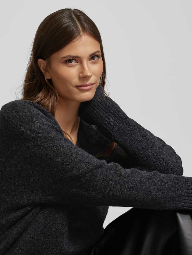 Tom Tailor Denim Loose fit gebreide pullover met katoen en V-hals