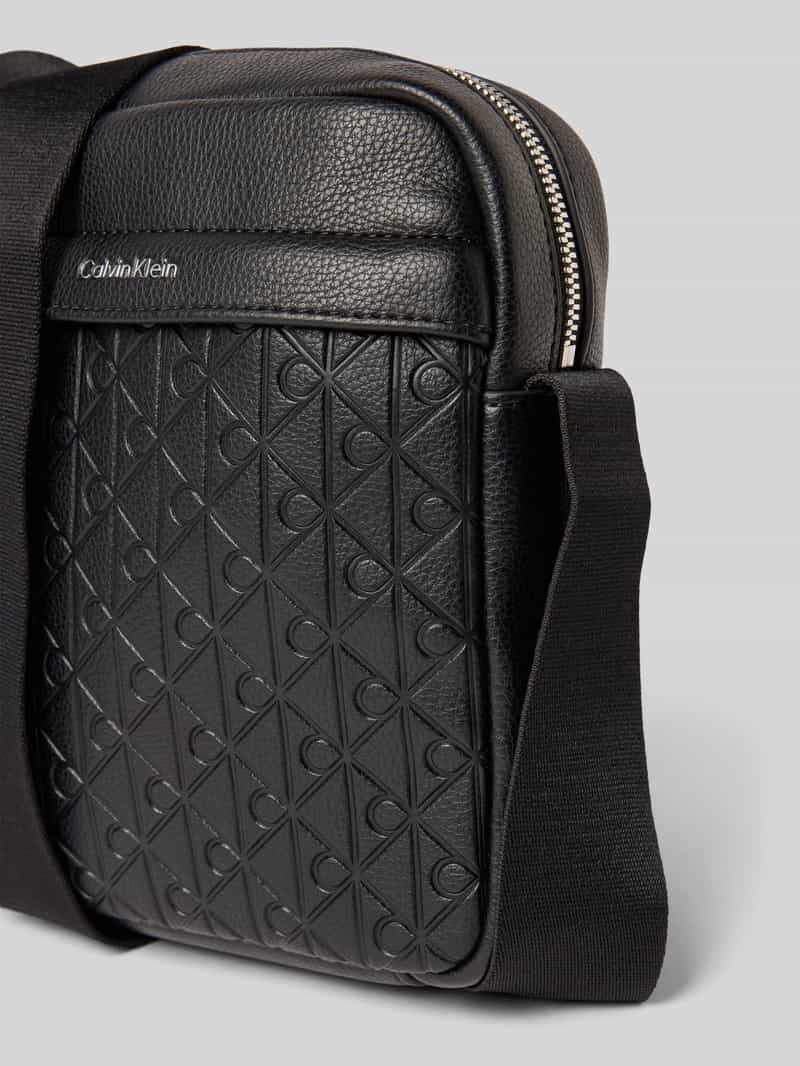 CK Calvin Klein Crossbodytas met logo-applicatie model 'Reporter'