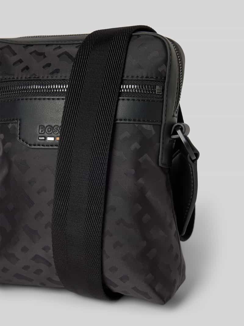 Boss Schoudertas met label in reliëf model 'Trystan'