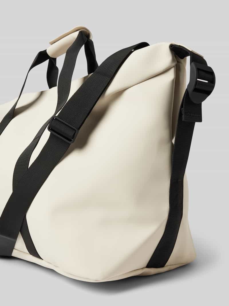 Rains Duffle bag met label in reliëf model 'Hilo'
