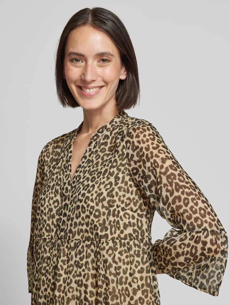 Vero Moda Getailleerde mini-jurk met semi-transparante mouwen model 'SMILLA'