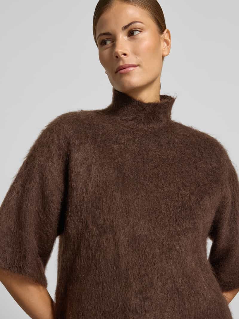Yas Gebreide trui met opstaande kraag model 'TILDE' donkerbruin, foto 4