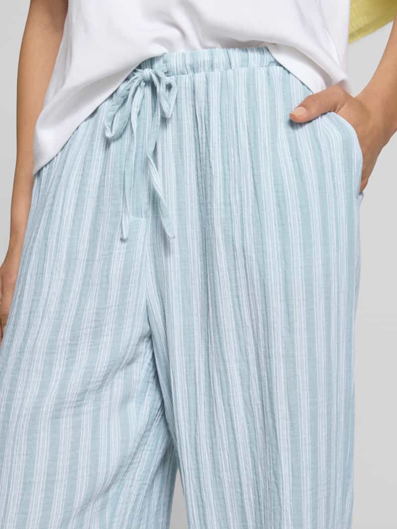 Vero Moda Regular fit stoffen broek van puur katoen model 'NANNA'