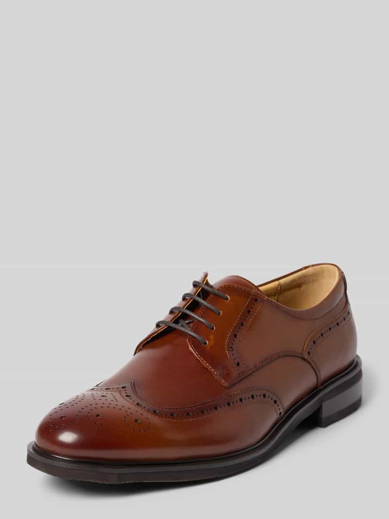 Derby van leer met gaatjesmotief model 'ULRICH'