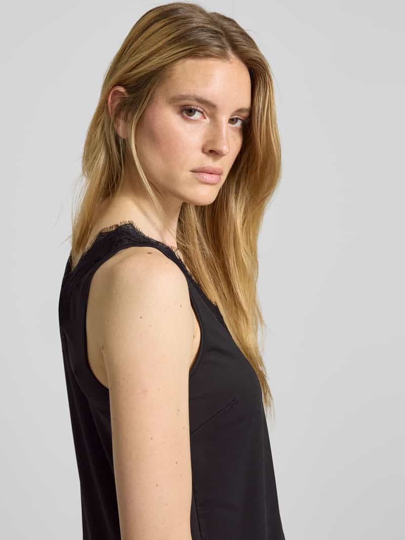 FREE QUENT Blousetop met kant model 'Bicco'