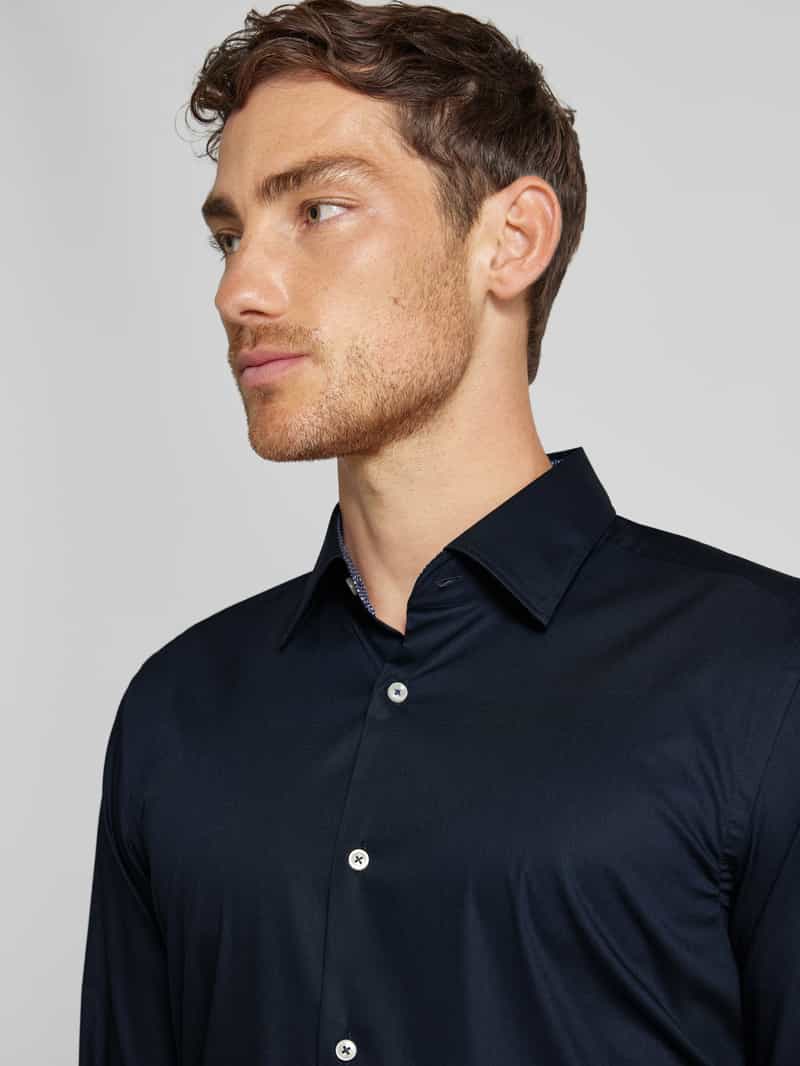 Boss Slim fit zakelijk overhemd met kentkraag model 'Hank'