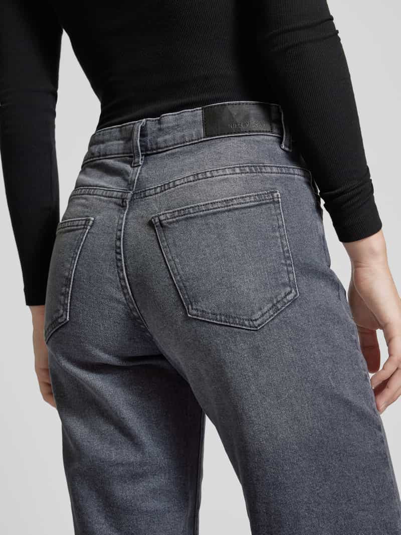 Noisy May Jeans in 5-pocketmodel model 'YOLANDA'