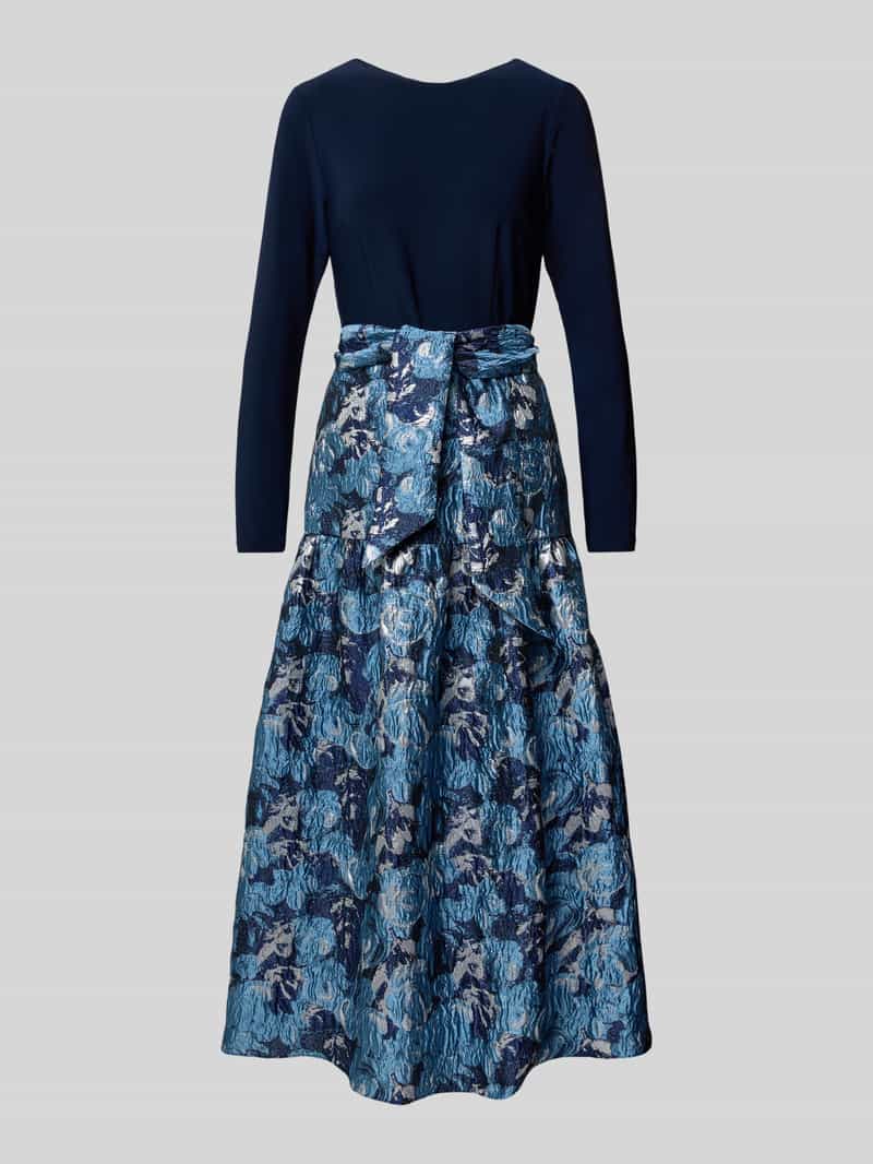 Adrianna Papell Avondjurk in 2-in-1-look met strikceintuur