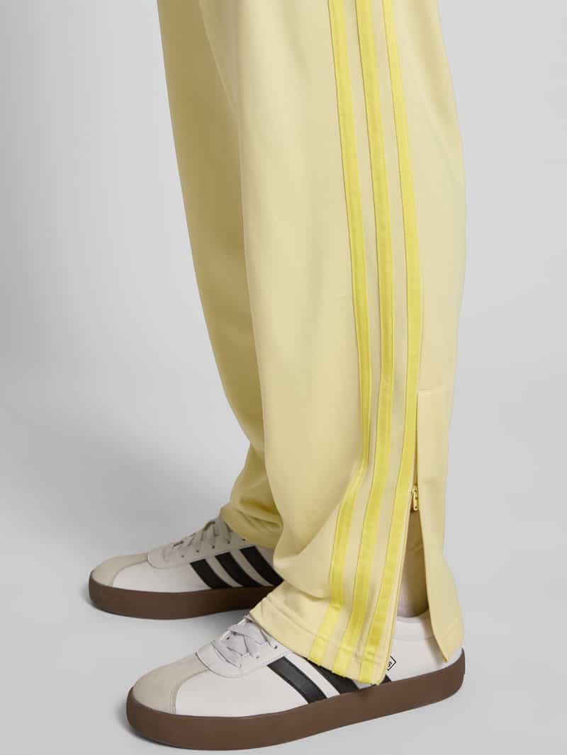 adidas Originals Straight leg sweatpants met elastische band model 'FIREBIRD'