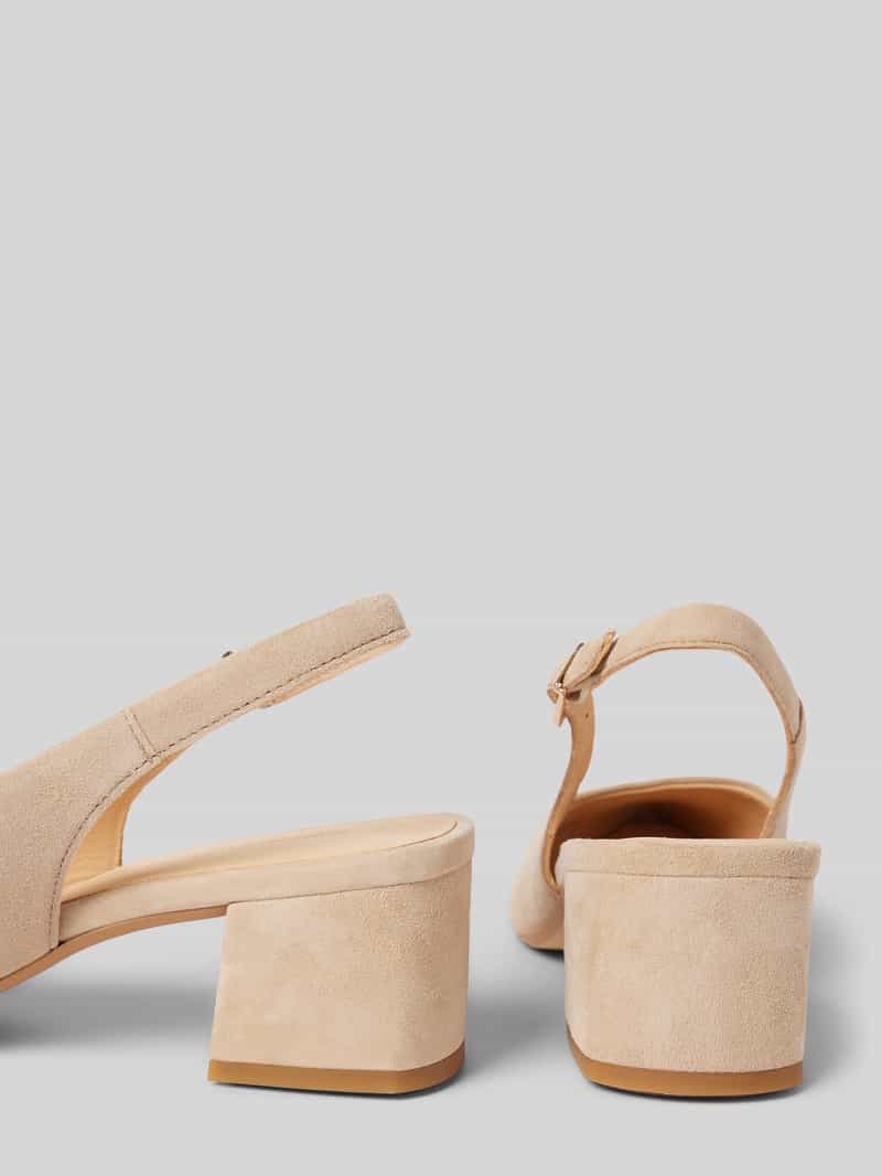 Vagabond Pumps met blokhak model 'Marta'