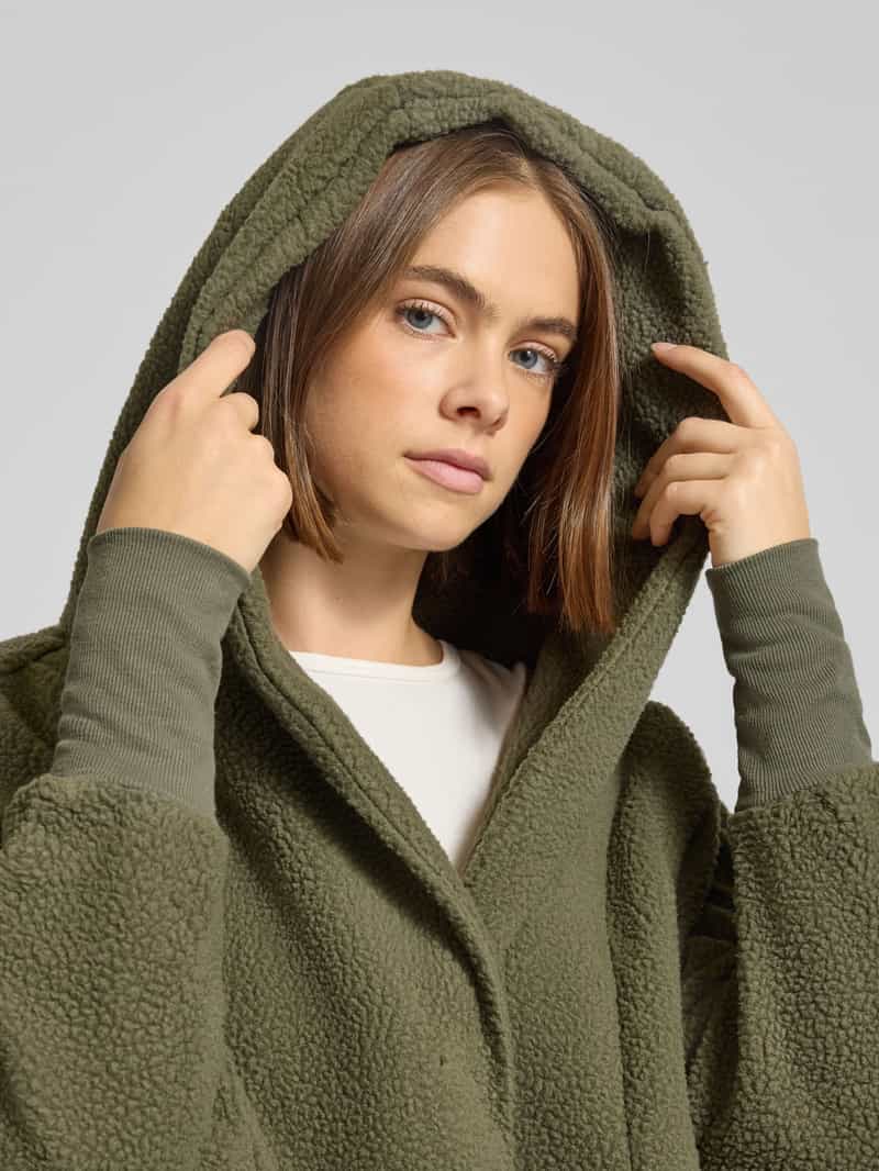 Noisy May Jack van teddybont met extra brede schouders model 'COZY'