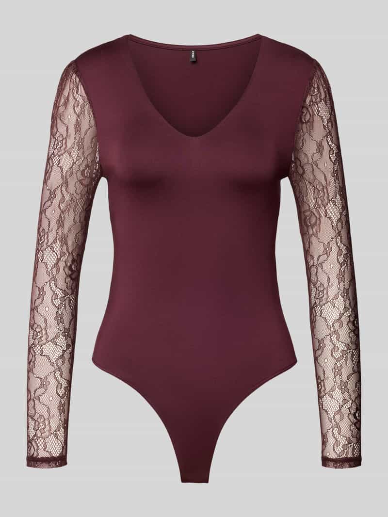 Only Slim fit body met kanten mouwen model 'SIA'