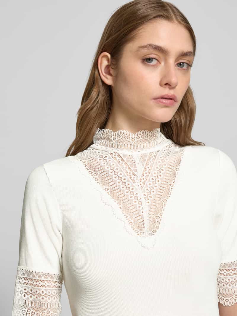 Only Slim fit T-shirt van viscosemix model 'TILDE'