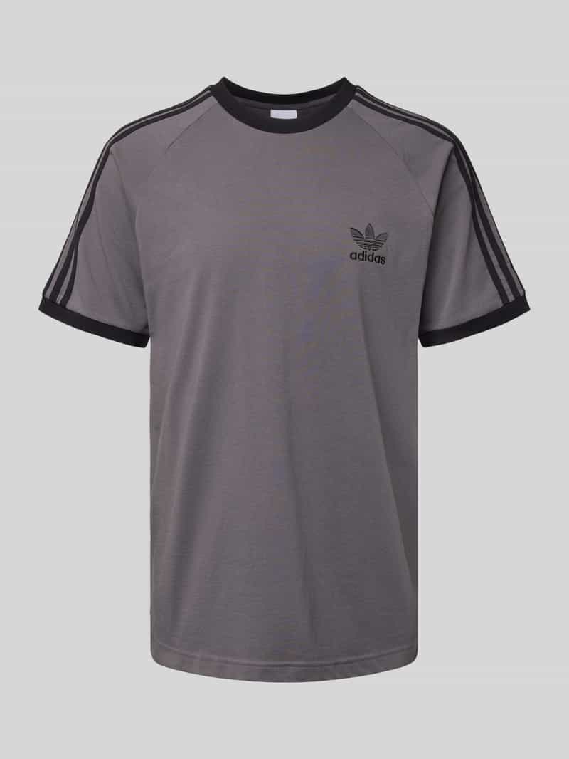 adidas Originals T-shirt met ronde hals en labelstitching