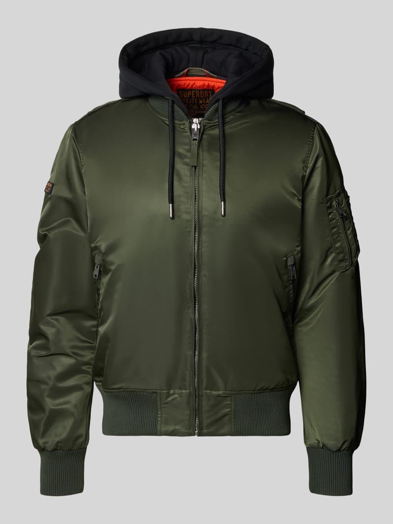 Superdry Bomberjacke mit Kapuze und Reißverschlusstaschen