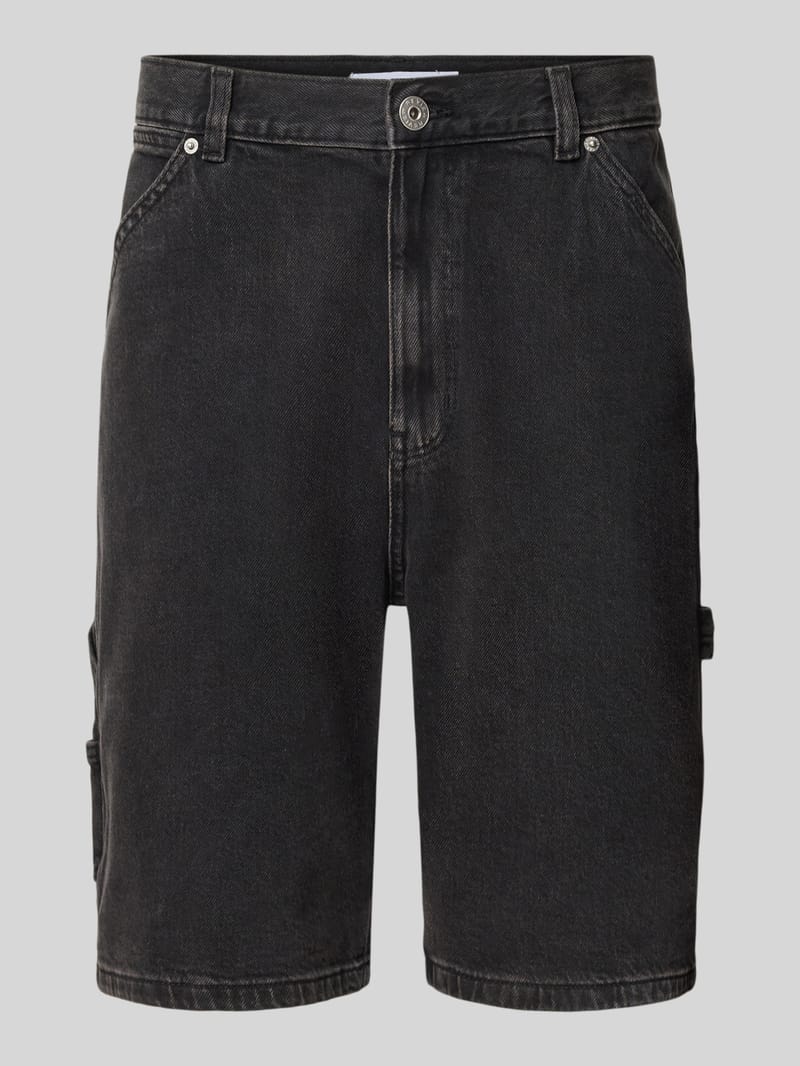 REVIEW Bermudas mit seitlichen Eingrifftaschen und Gesäßtaschen