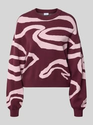 Sweter o kroju relaxed fit z mieszanka wiskozy model 'Charlott' od NOISY MAY® - 19
