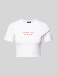 Cropped T-Shirt mit Statement-Print Modell 'REYNA' von Pegador Weiß - 10