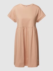 Sukienka mini z bawełny model ‘Organic Empire Valance’ od URBAN CLASSICS Różowy - 10