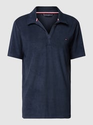 T-Shirt mit Label-Stitching Modell 'TERRY' von Tommy Hilfiger Blau - 47