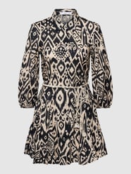 Knielanges Hemdblusenkleid aus Baumwolle Modell 'CORNELIA' von Mango Schwarz - 21