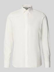 Slim Fit Smokinghemd aus Baumwolle mit Stretch-Anteil von OLYMP Level 5 - 38