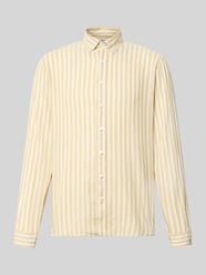 Koszula casualowa o kroju relaxed fit z kołnierzykiem typu button down od Lindbergh - 23