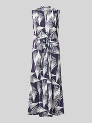 Hemdblusenkleid mit V-Ausschnitt und Bindegürtel Modell 'Lani' von GUIDO MARIA KRETSCHMER WOMAN - 32
